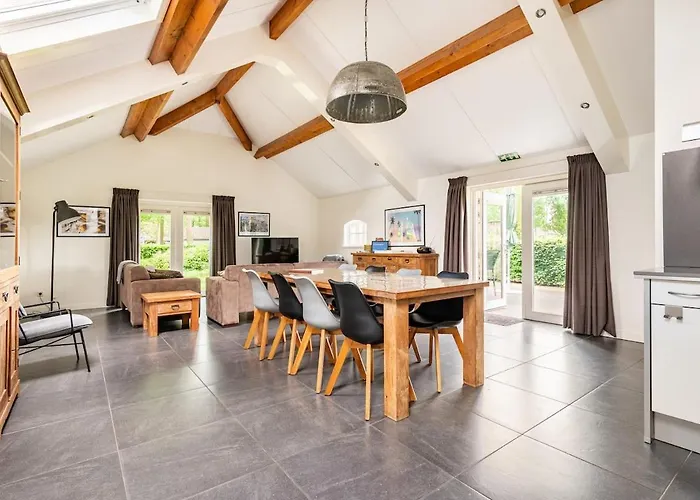 De Gemoedelijkheid Дом отдыха Нюэнен